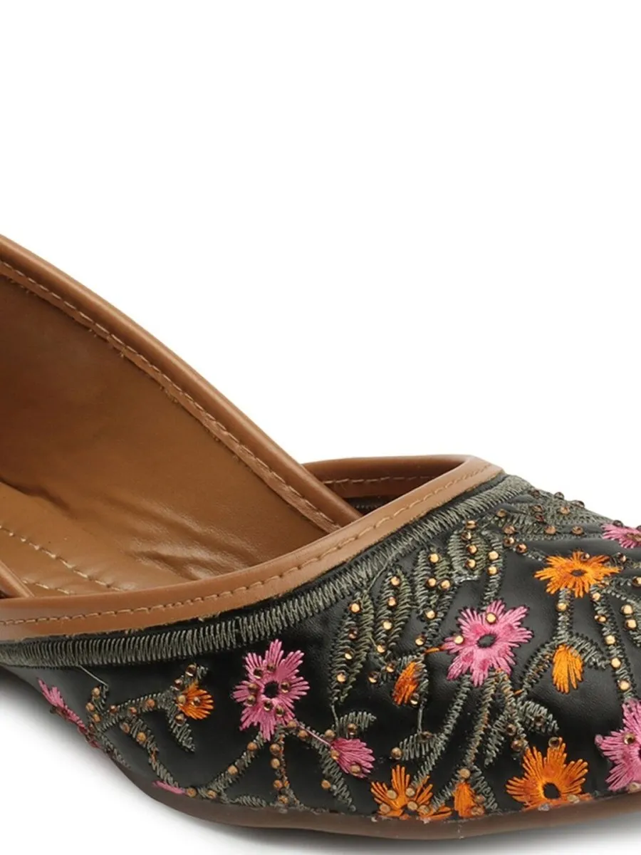 Anouk Black & Pink Embroidered Ethnic Mojaris