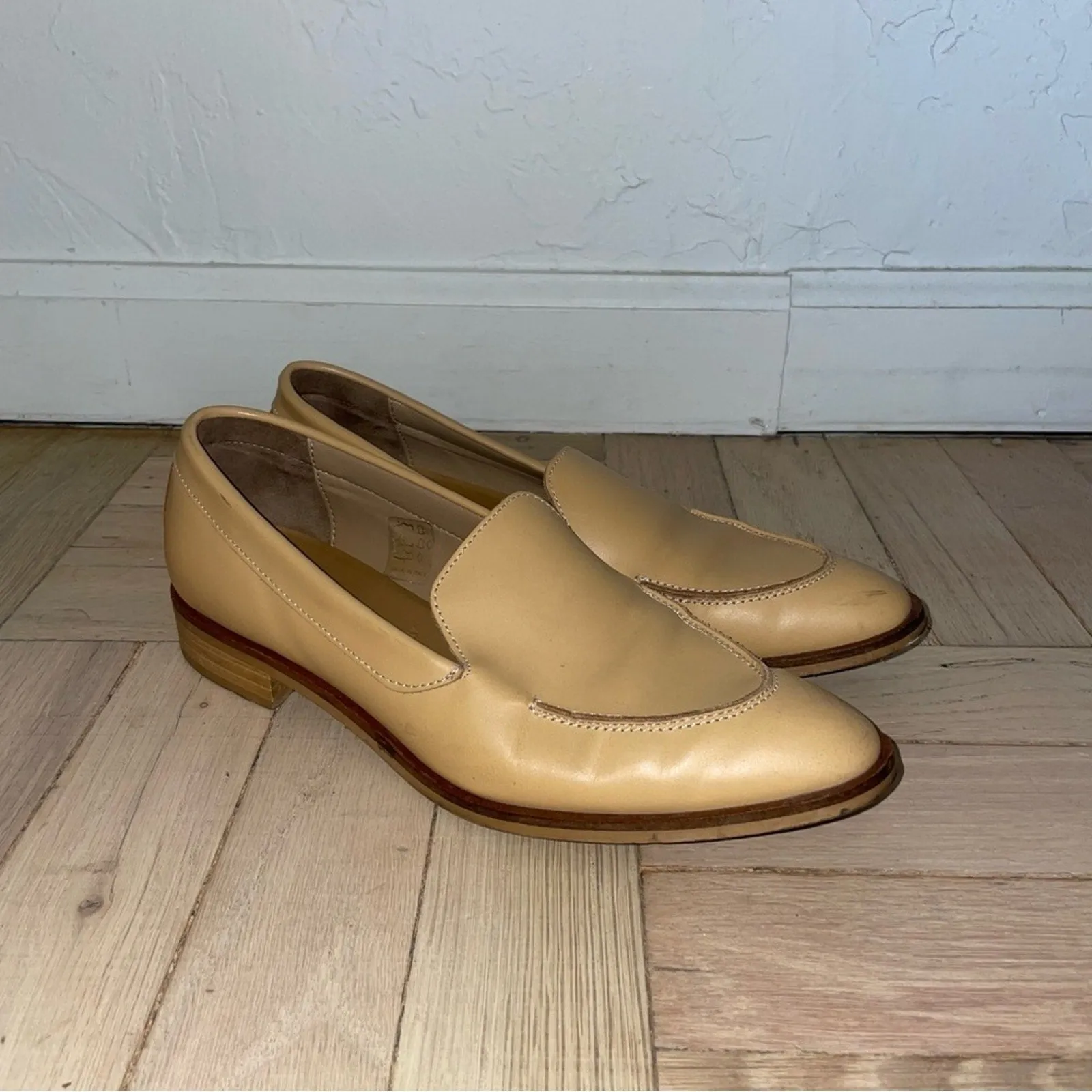 Everlane Leather Slip-On The Modern Loafer (W6.5)