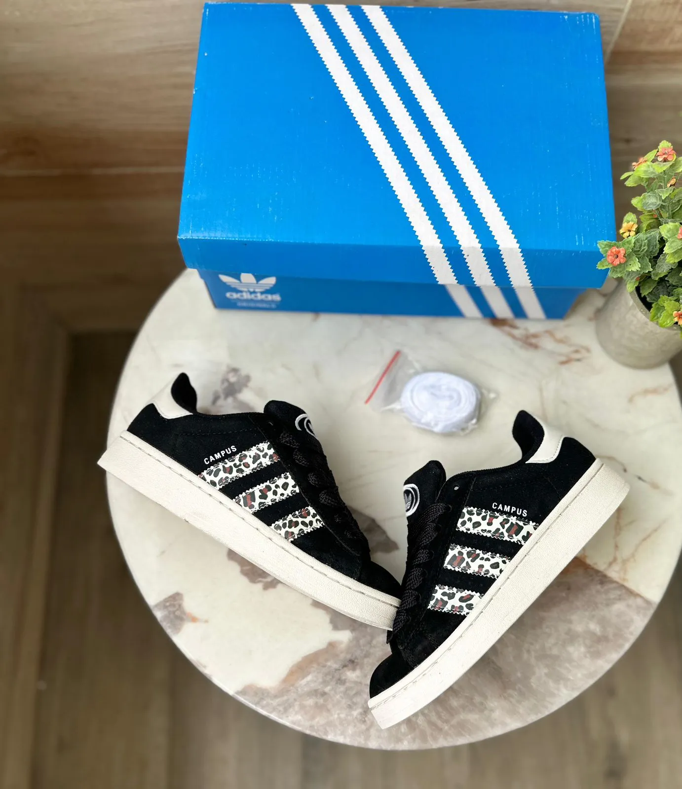 Stylish Leopard Print Sneakers Shoes For Women