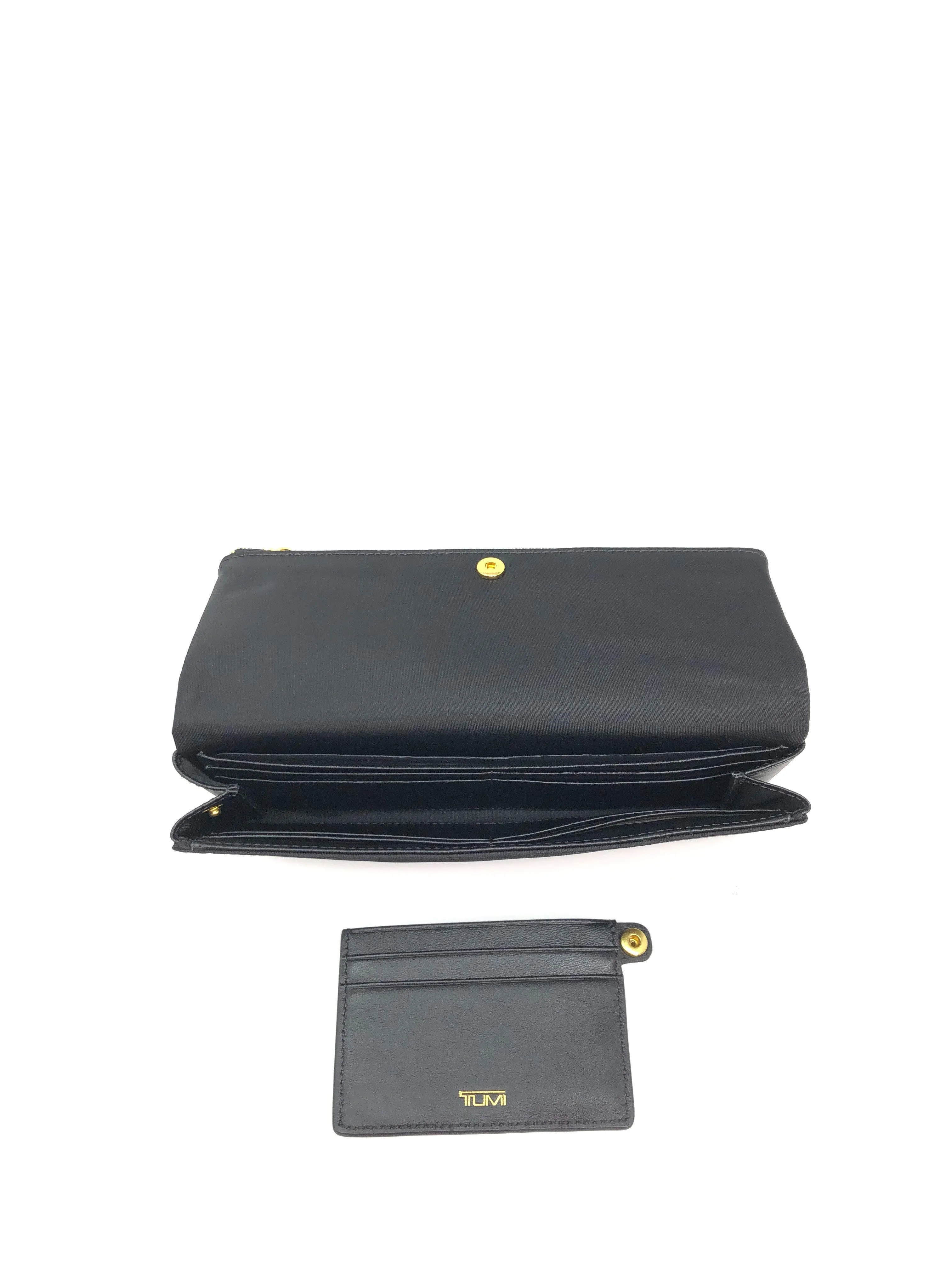 TUMI Voyageur Flap Continental Wallet