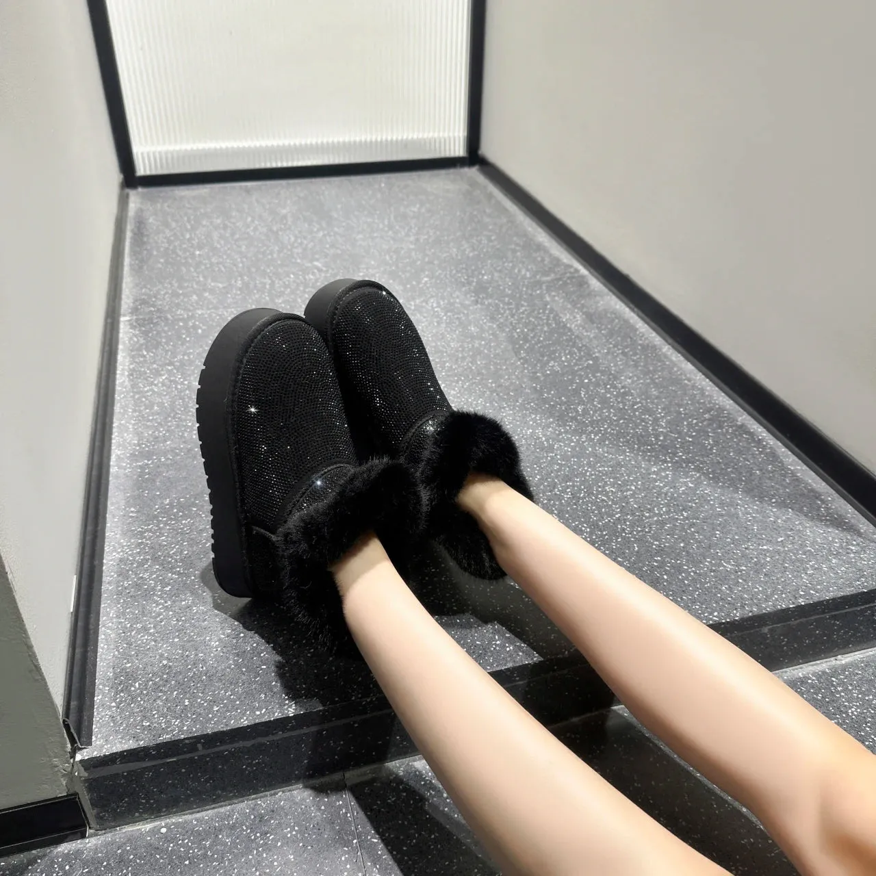 Women's Diamond Pattern Winter Boots with Anti-Slip Soles