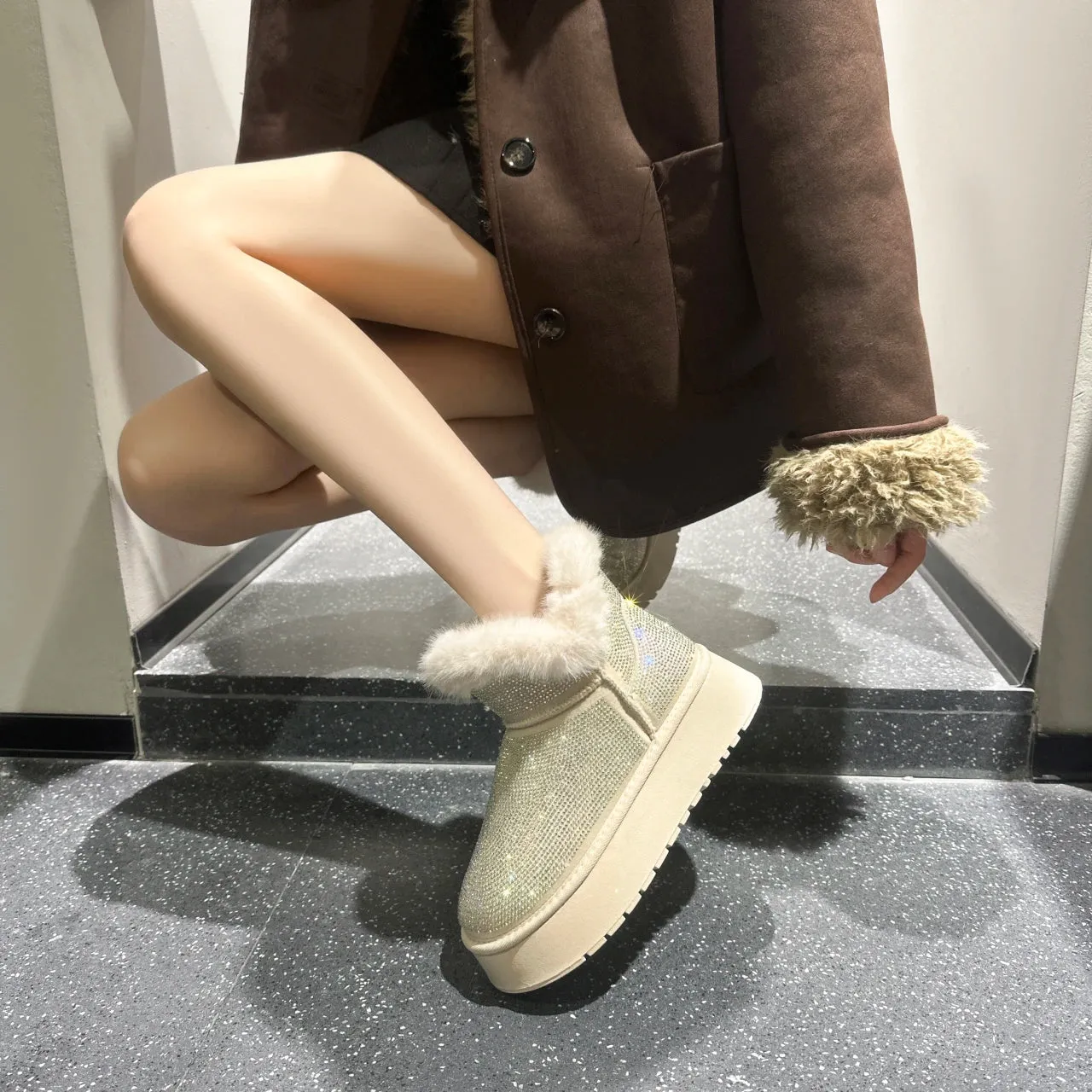Women's Diamond Pattern Winter Boots with Anti-Slip Soles